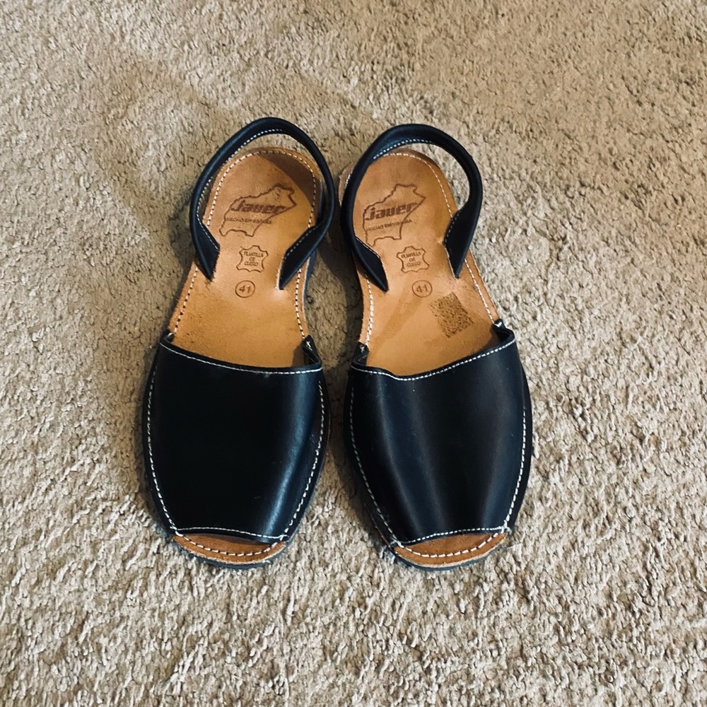 Size 11 leather jauer shoes, these were from urban outfitters